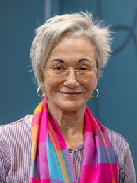 Portrait image of Elizabeth George