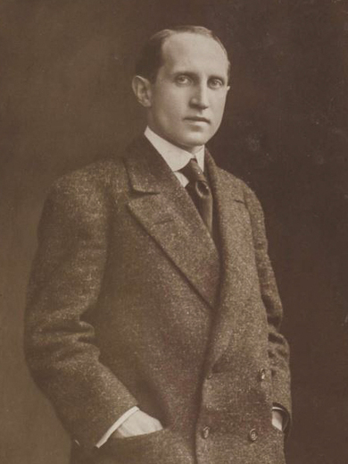 Portrait image of Paul Rosenhayn